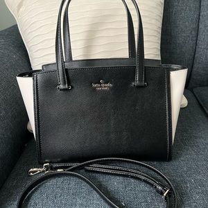 Gently used, Kate Spade purse.